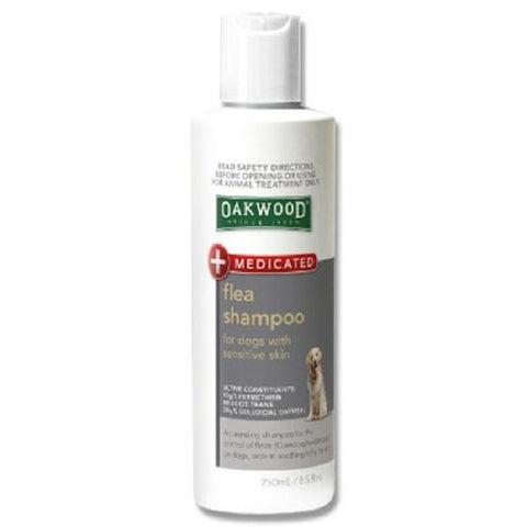 Oakwood Pet Medicated Flea Shampoo - Pet And Farm 